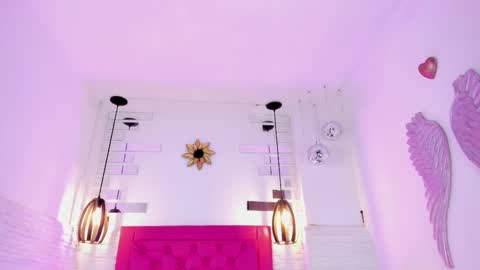 Snapshot of valloletsamar chatting on 03/02/25, 11:07 Vallolet Peach  online show from 03/02/25, 11:07