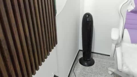 Vallolet Peach  online show from 03/03/26, 01:34