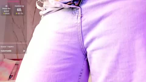 Vallolet Peach  online show from 04/19/26, 12:26