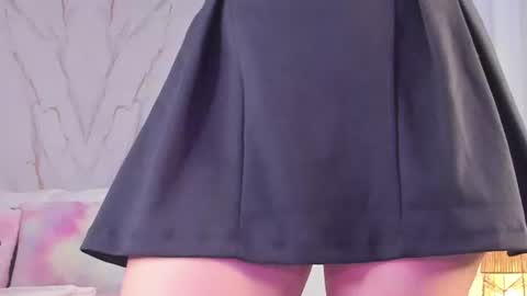 Vallolet Peach  online show from 07/18/26, 12:20