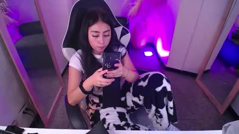 vallolett__ online show from 03/09/26, 08:24