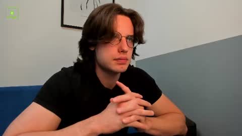 Snapshot of valo_cross chatting on 06/13/26, 11:52 Valo online show from 06/13/26, 11:52
