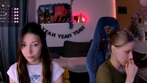 Snapshot of valorant_girl chatting on 01/08/26, 06:10 Little Devil online show from 01/08/26, 06:10