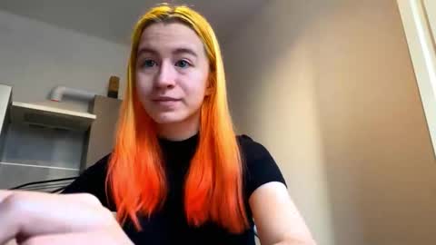 Snapshot of valtopi chatting on 02/03/26, 07:02 Emily online show from 02/03/26, 07:02