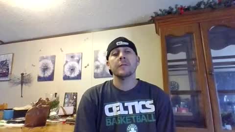 Snapshot of valvenus101 chatting on 12/31/24, 04:46 Val Venus online show from 12/31/24, 04:46