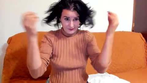 Snapshot of valysexybarbie chatting on 12/11/24, 11:30 valentina online show from 12/11/24, 11:30