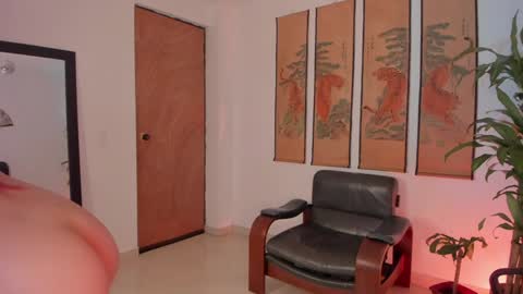 Snapshot of valyturner chatting on 01/16/25, 11:16 online show from 01/16/25, 11:16