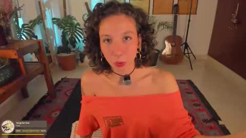 Snapshot of valyturner chatting on 11/11/25, 12:32 online show from 11/11/25, 12:32