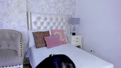 valyx7 online show from 11/27/25, 08:22