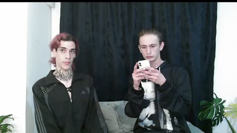 Snapshot of vamp_noah chatting on 12/06/24, 01:07 Vamp Noah and Dan online show from 12/06/24, 01:07