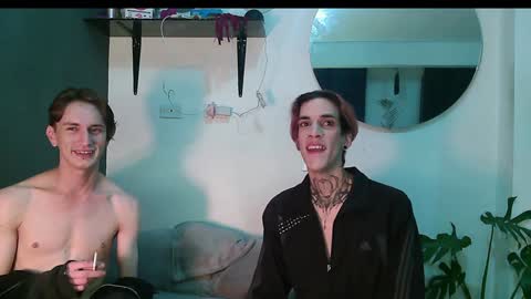 Snapshot of vamp_noah chatting on 01/25/25, 11:54 Vamp Noah and Dan online show from 01/25/25, 11:54