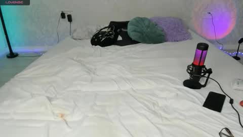 Vamppire Girl   online show from 09/29/25, 12:10