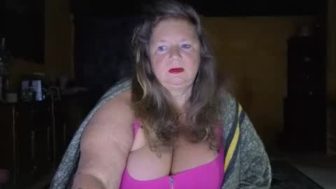 Snapshot of vampwoman chatting on 11/01/25, 06:59 vampwoman online show from 11/01/25, 06:59