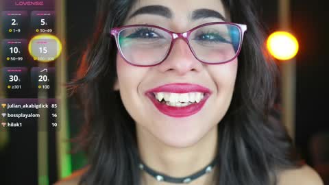 Snapshot of vampy_dolll chatting on 01/31/25, 02:04 vampy_dolll online show from 01/31/25, 02:04