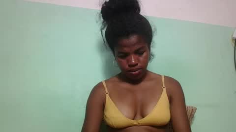 vanafiry online show from 02/02/25, 10:24