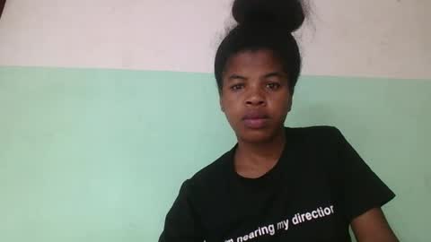 vanafiry online show from 02/18/25, 04:26