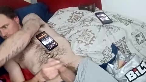 Snapshot of vanburenchris540 chatting on 12/01/25, 04:45 vanburenchris540 online show from 12/01/25, 04:45