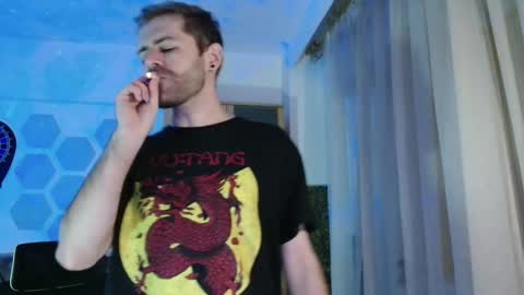 Snapshot of vanceaminator chatting on 10/09/25, 03:48 Emy online show from 10/09/25, 03:48