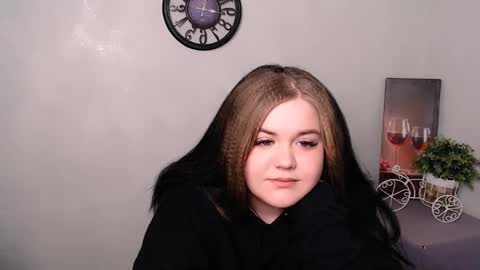 Vanda online show from 03/07/25, 07:52