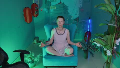 Vanda online show from 01/17/25, 05:11