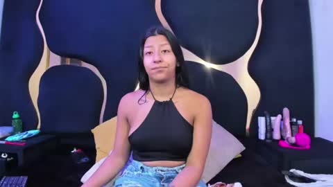 Snapshot of vanelin18 chatting on 08/01/26, 02:05 Vane online show from 08/01/26, 02:05