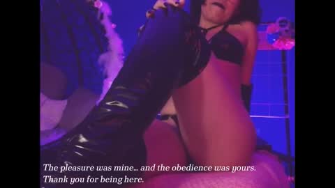 Vanelope online show from 10/16/25, 07:04