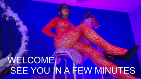 Vanelope online show from 04/19/26, 02:11