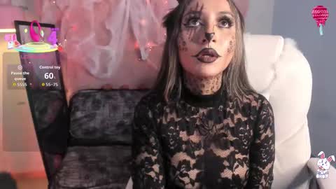 vanelope_evans_ online show from 10/31/25, 12:50