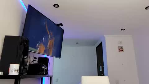 vanessa and samantha online show from 03/12/26, 07:36