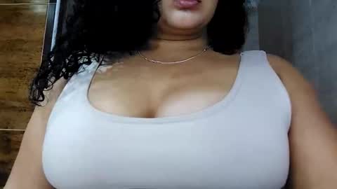 vanessa and samantha online show from 03/22/26, 08:01