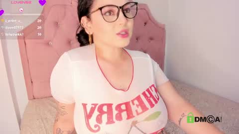 vanesa online show from 06/30/26, 10:11