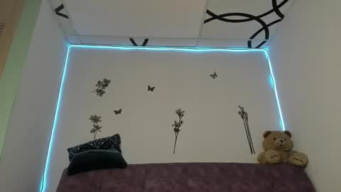 Snapshot of vanesaxd chatting on 01/22/25, 06:52 Vanessa online show from 01/22/25, 06:52