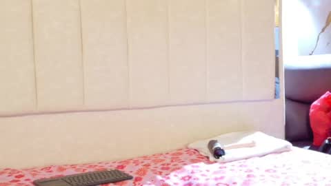 Vanessa online show from 04/15/26, 01:12