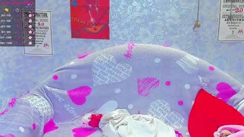 Snapshot of vanessa_florence chatting on 12/04/24, 01:14 RUSSIAN BARBIE BABE online show from 12/04/24, 01:14