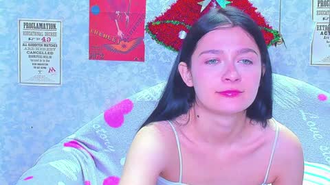 Snapshot of vanessa_florence chatting on 12/28/24, 01:08 RUSSIAN BARBIE BABE online show from 12/28/24, 01:08