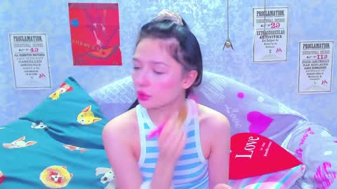 Snapshot of vanessa_florence chatting on 01/29/25, 12:43 RUSSIAN BARBIE BABE online show from 01/29/25, 12:43