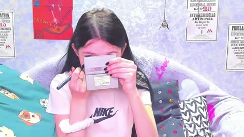 Snapshot of vanessa_florence chatting on 02/09/25, 01:22 RUSSIAN BARBIE BABE online show from 02/09/25, 01:22