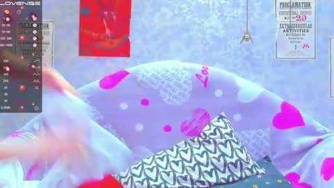 Snapshot of vanessa_florence chatting on 02/23/25, 01:24 RUSSIAN BARBIE BABE online show from 02/23/25, 01:24