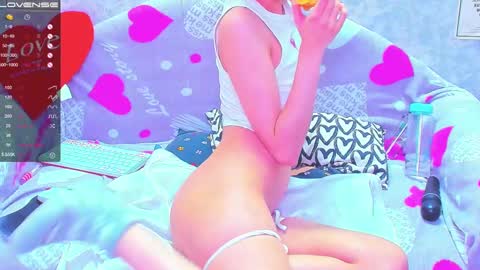 Snapshot of vanessa_florence chatting on 02/23/25, 04:28 RUSSIAN BARBIE BABE online show from 02/23/25, 04:28