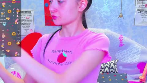 Snapshot of vanessa_florence chatting on 02/26/25, 01:32 RUSSIAN BARBIE BABE online show from 02/26/25, 01:32