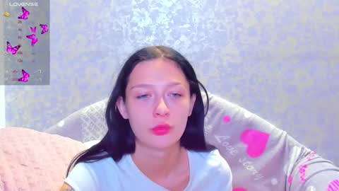 Snapshot of vanessa_florence chatting on 10/20/25, 12:55 RUSSIAN BARBIE BABE online show from 10/20/25, 12:55
