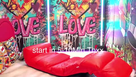 Snapshot of vanessa_love chatting on 09/17/25, 02:19 Vanessa online show from 09/17/25, 02:19