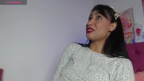 Snapshot of vanessa_lovea chatting on 01/09/25, 02:11 Vanessa online show from 01/09/25, 02:11