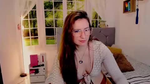 Vanessa online show from 06/17/26, 06:53