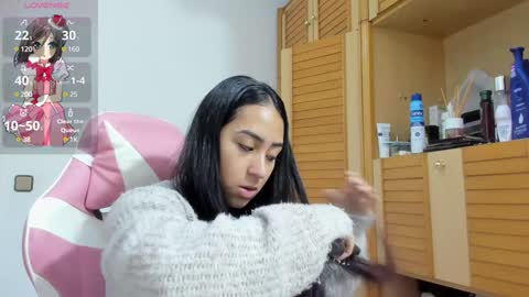 Snapshot of vanessaadol chatting on 12/05/24, 11:27 vanessaadol online show from 12/05/24, 11:27