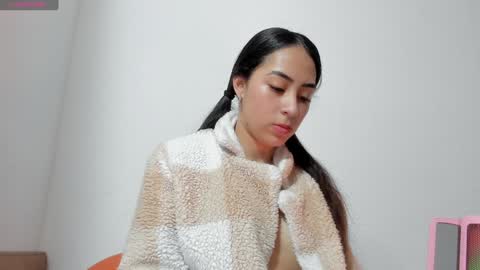 Snapshot of vanessaadol chatting on 01/04/25, 01:31 vanessaadol online show from 01/04/25, 01:31