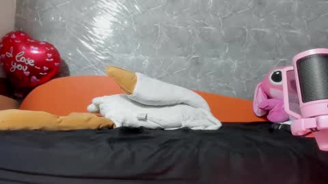 Snapshot of vanessaadol chatting on 02/26/25, 11:41 vanessaadol online show from 02/26/25, 11:41