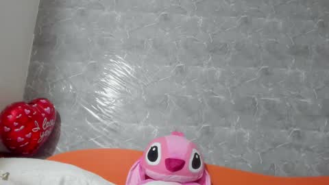 Snapshot of vanessaadol chatting on 02/28/25, 08:20 vanessaadol online show from 02/28/25, 08:20