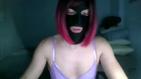 vanessacd online show from 11/21/25, 10:19