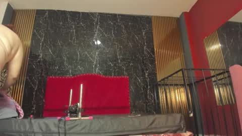 Vanessa Hard online show from 03/09/26, 10:08